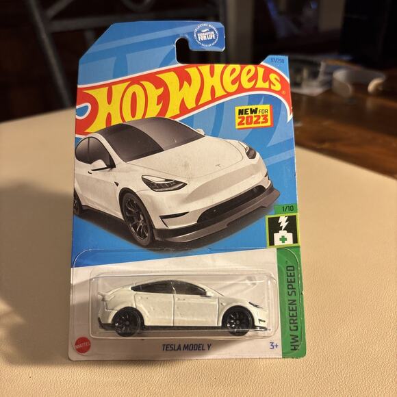 Hot Wheels Other - Hot Wheels Tesla Model Y 37/250 White